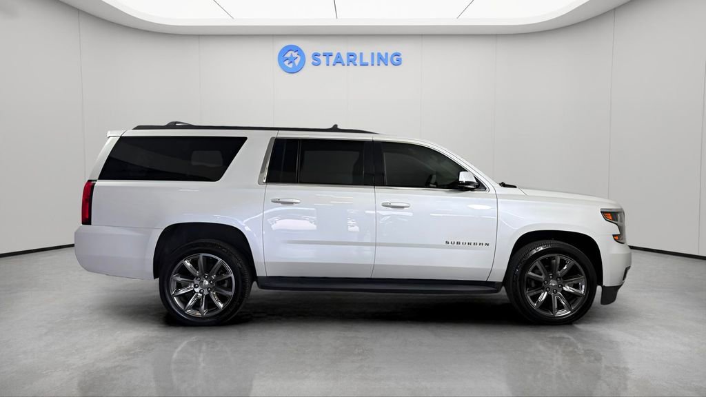 Used 2019 Chevrolet Suburban LT w/ Luxury Package RWD image 12