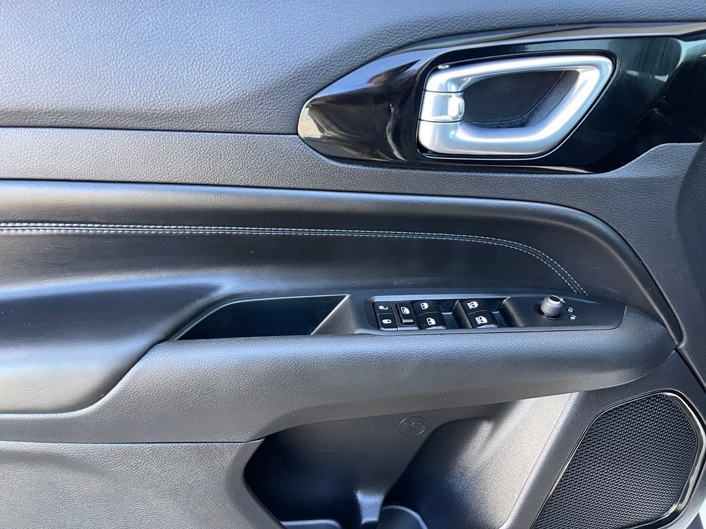 New 2026 Jeep Compass Latitude AWD/4WD image 6
