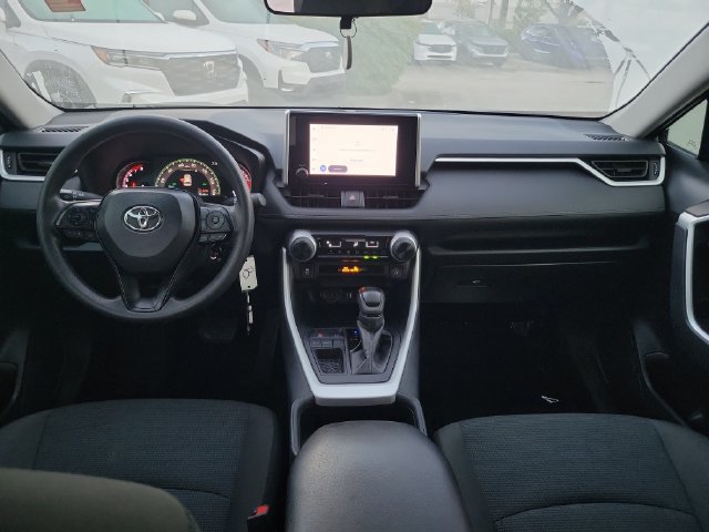 Used 2025 Toyota RAV4 LE FWD image 9