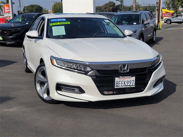 Certified 2018 Honda Accord Touring image 1