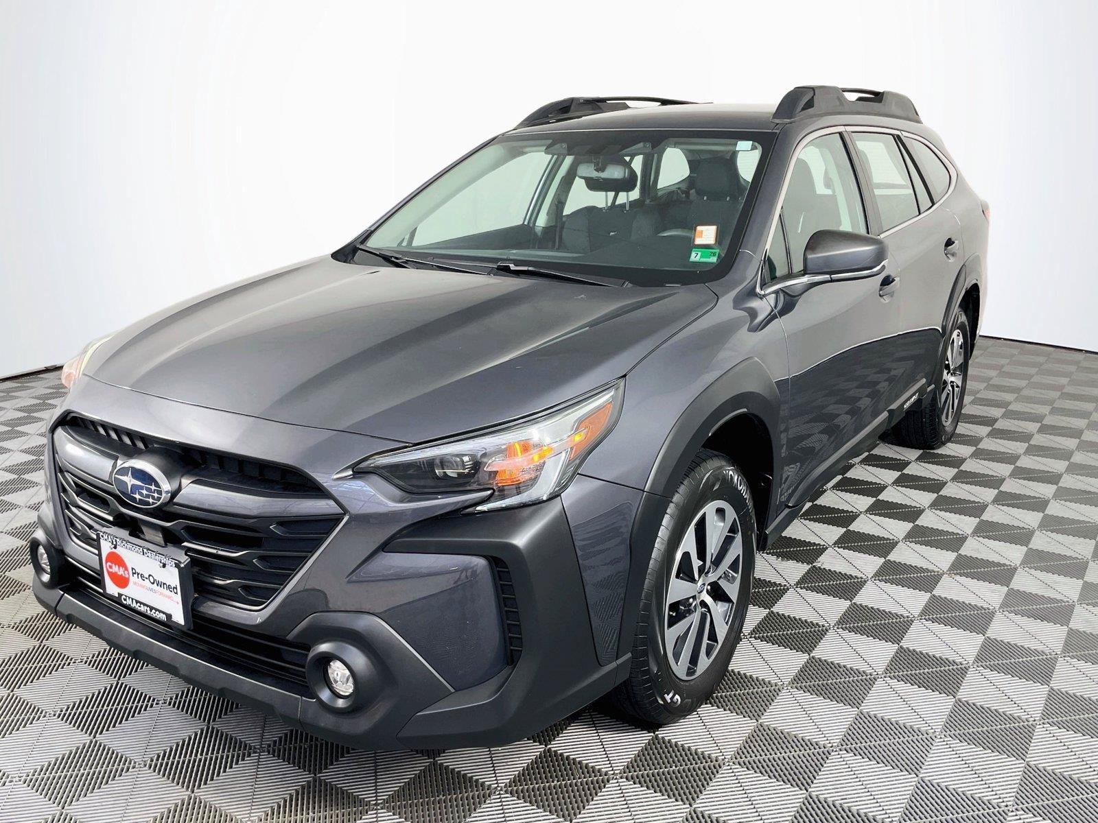 Certified 2024 Subaru Outback AWD/4WD image 3