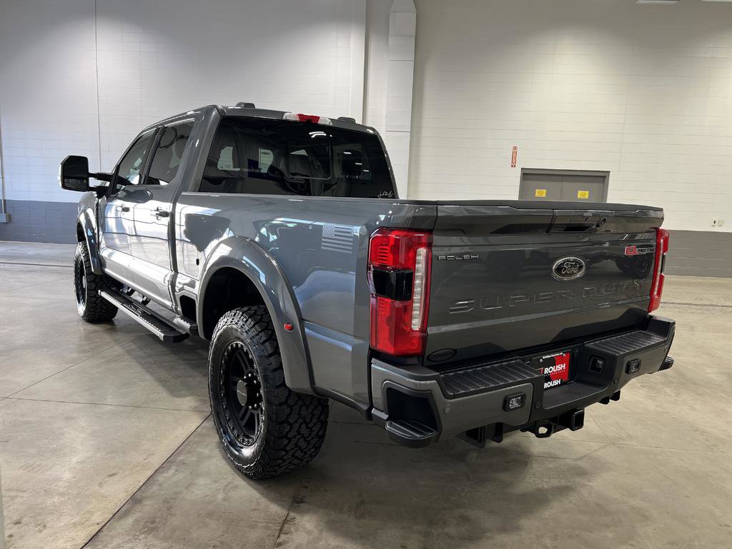New 2026 Ford F250 Lariat w/ Black Appearance Package image 8