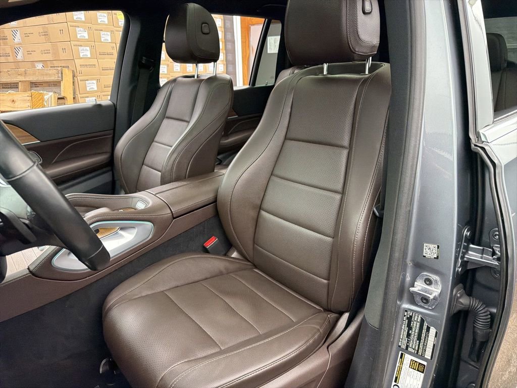 Used 2022 Mercedes-Benz GLS 450 4MATIC image 23