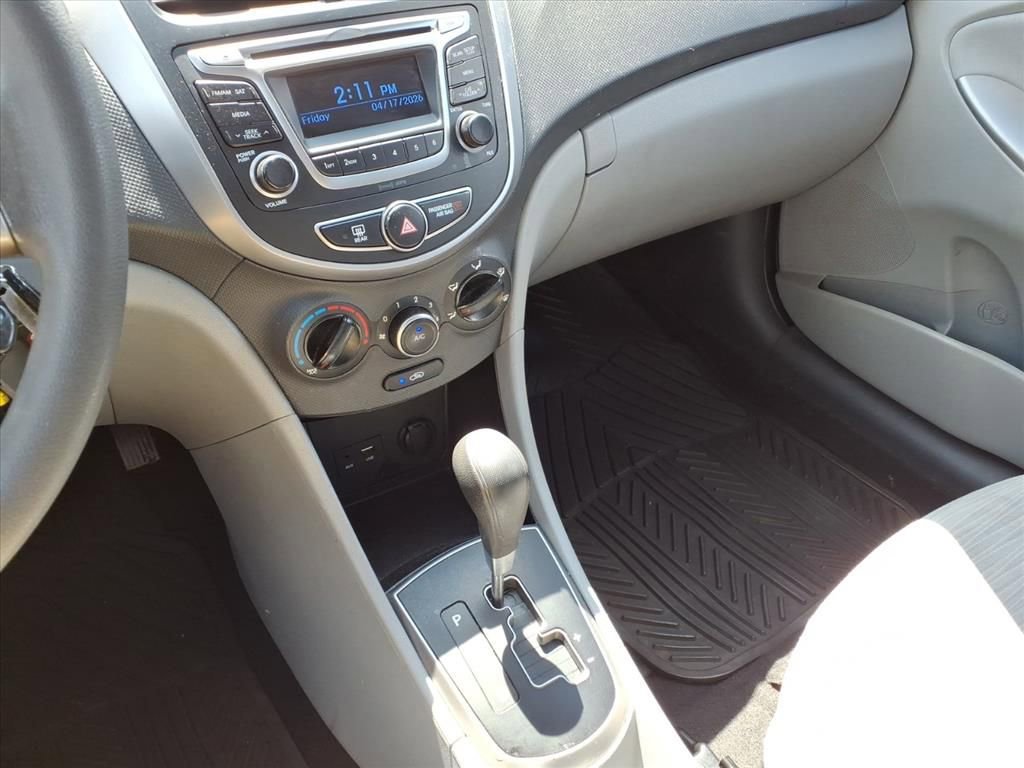Used 2016 Hyundai Accent SE FWD image 26