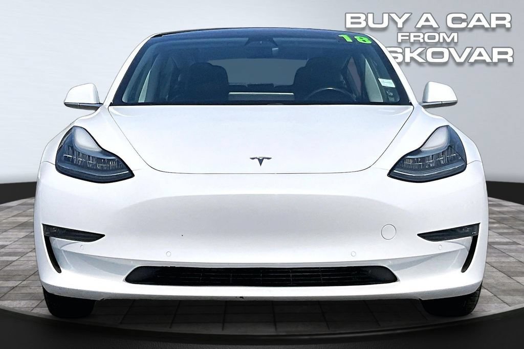 Used 2018 Tesla Model 3 Long Range RWD image 3