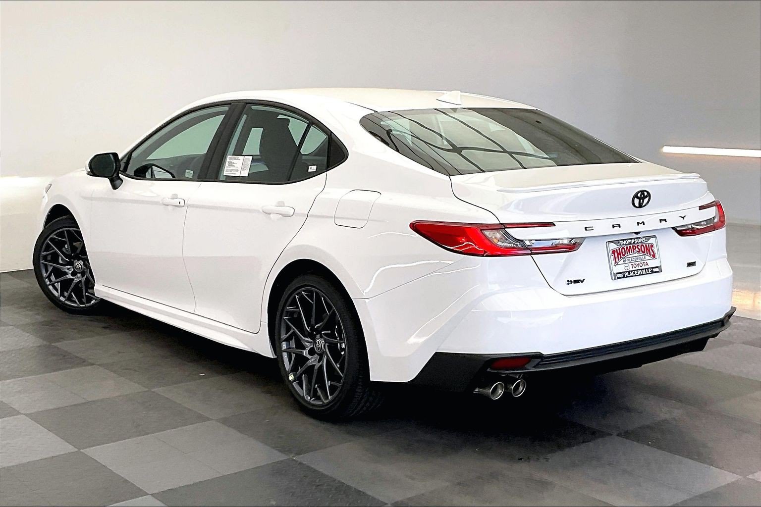 New 2026 Toyota Camry SE w/ Convenience Package FWD image 2