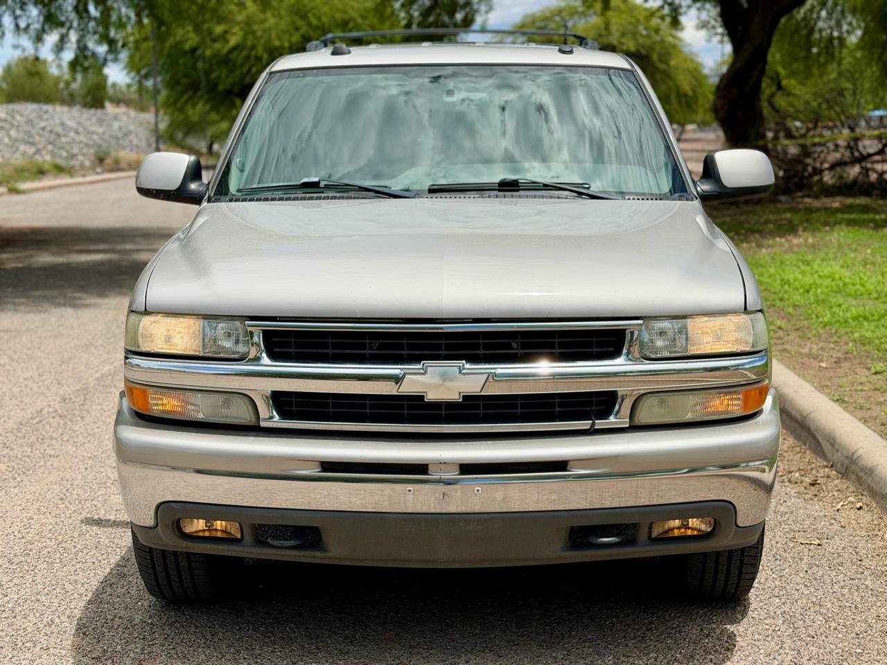 Used 2004 Chevrolet Tahoe LT w/ LT Preferred Equipment Group AWD/4WD image 8