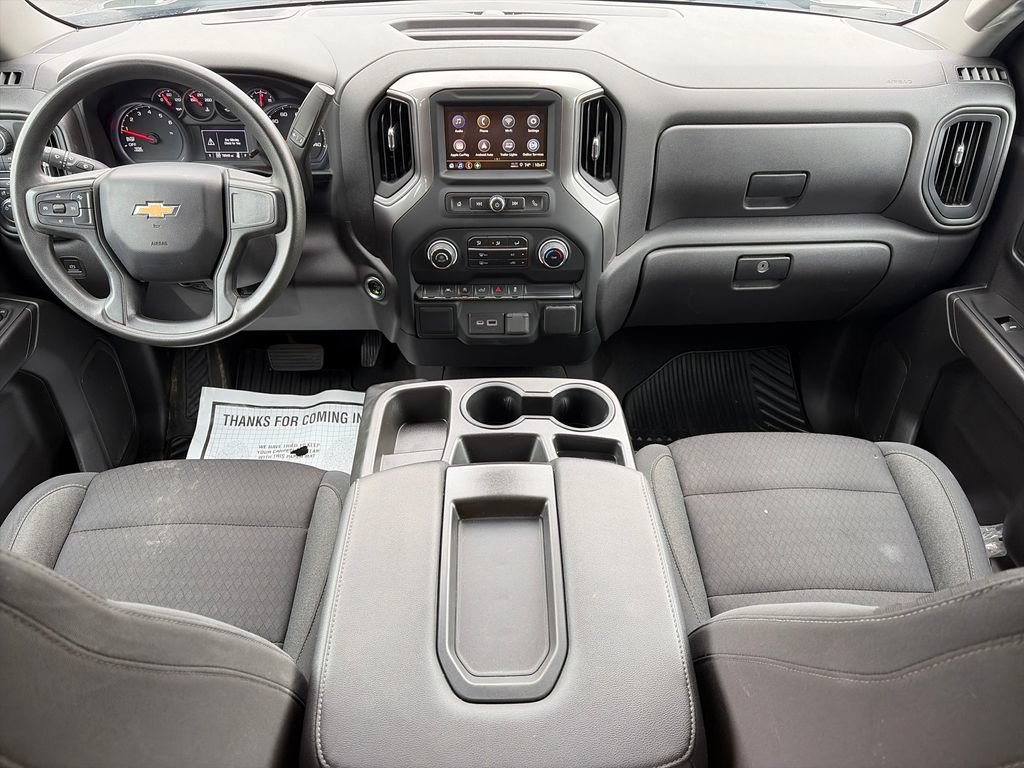 Used 2023 Chevrolet Silverado 1500 Custom AWD/4WD image 9