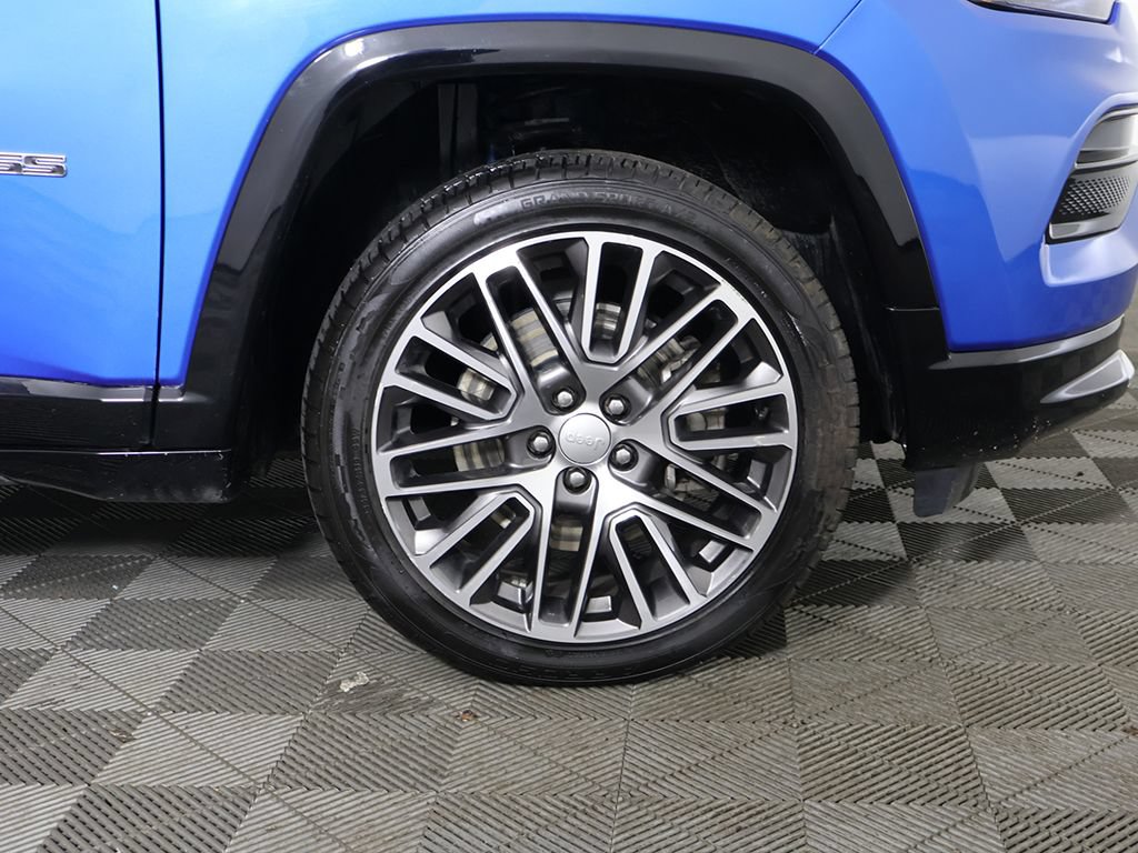 Used 2023 Jeep Compass Limited w/ Elite Group AWD/4WD image 20