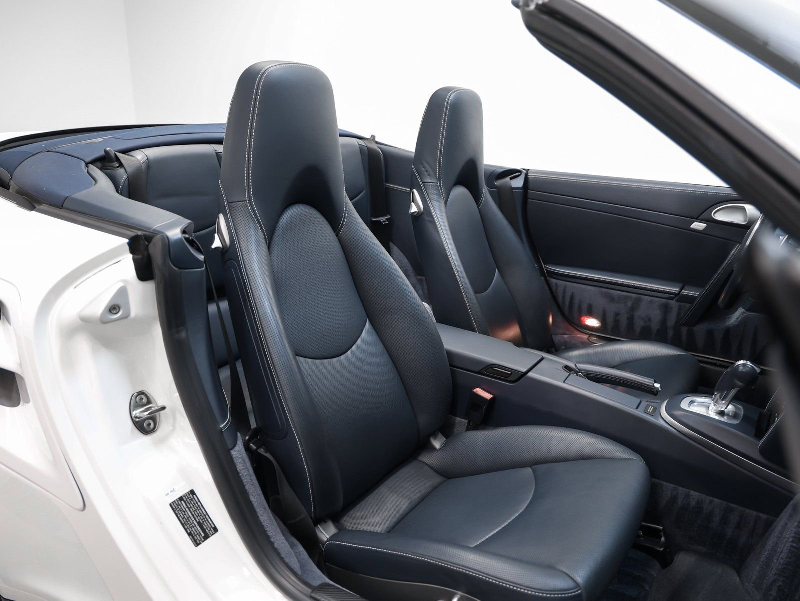 Used 2011 Porsche 911 Turbo S image 26