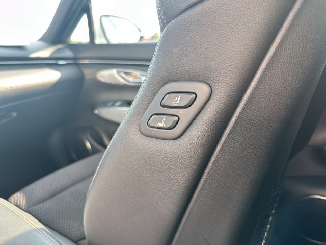 Used 2023 Genesis GV70 3.5T Sport AWD/4WD image 35