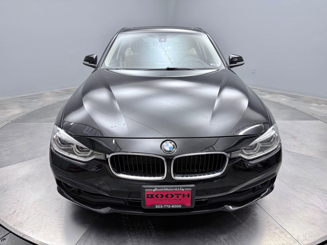 Used 2018 BMW 320i xDrive Sedan w/ Convenience Package image 2
