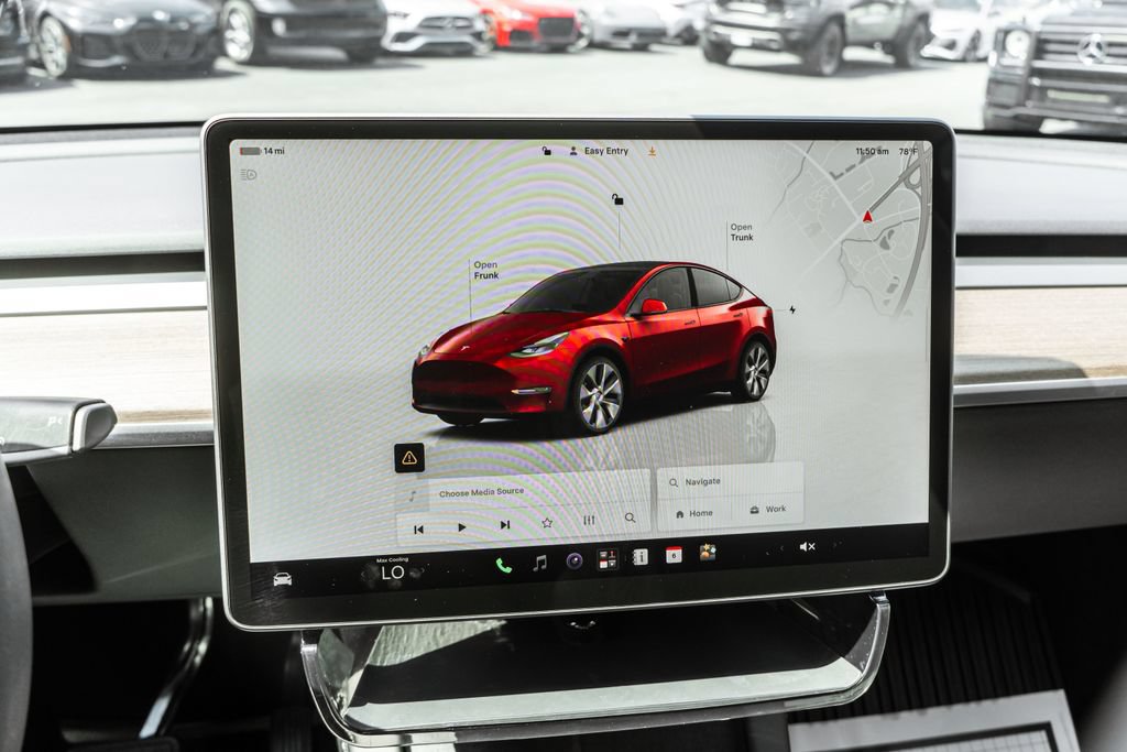 Used 2023 Tesla Model Y Long Range AWD/4WD image 15