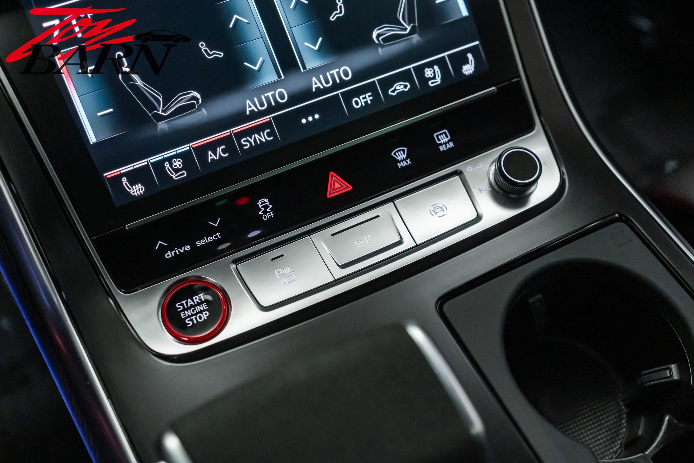Used 2025 Audi RS Q8 performance AWD/4WD image 45