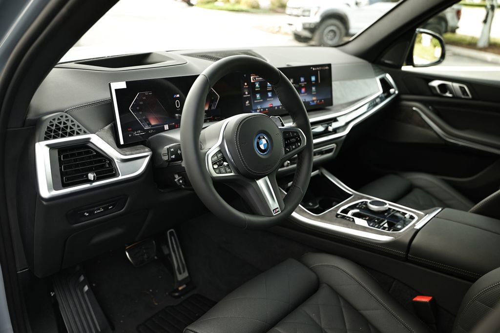 New 2026 BMW X5 xDrive50e w/ M Sport Package image 20