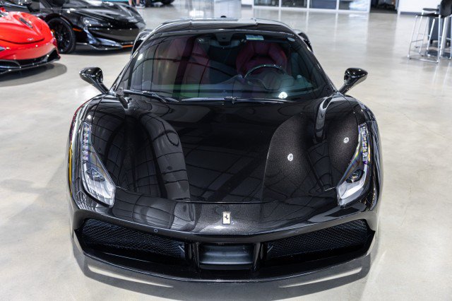Used 2019 Ferrari 488 GTB RWD image 9
