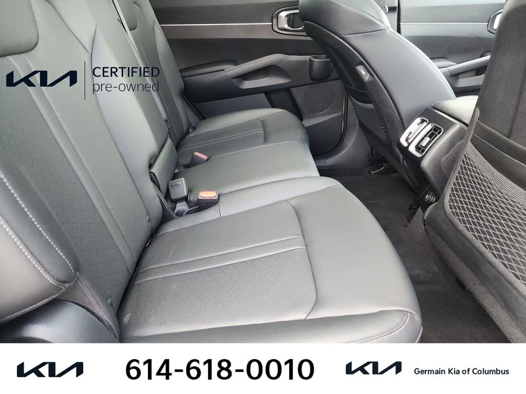 Used 2023 Kia Sorento S w/ Panoramic Sunroof Package image 19