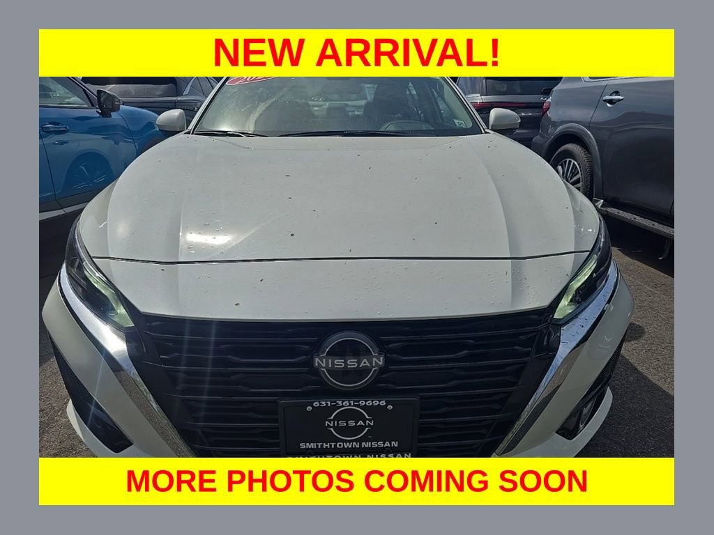 Used 2025 Nissan Altima 2.5 SL AWD/4WD image 1