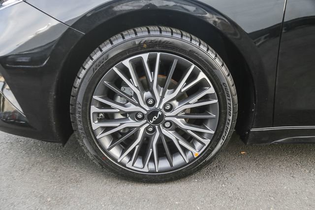 Used 2022 Kia Forte GT-Line w/ GT-Line Premium Package image 13