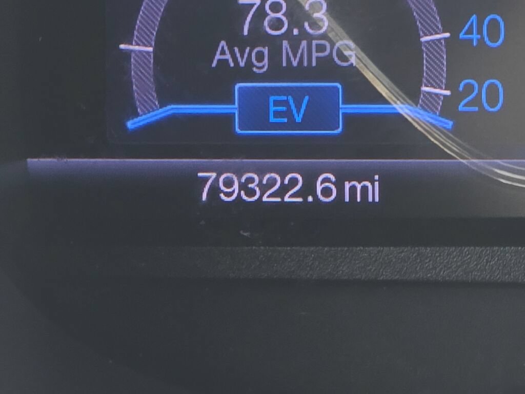 Used 2013 Ford C-MAX Energi SEL FWD image 29