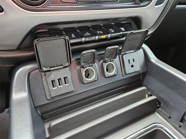 Used 2015 GMC Sierra 2500 SLE image 23