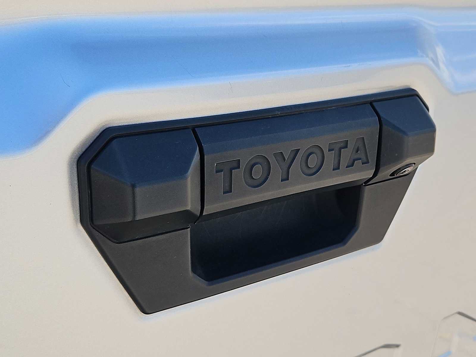 Used 2024 Toyota Tacoma SR5 RWD image 11