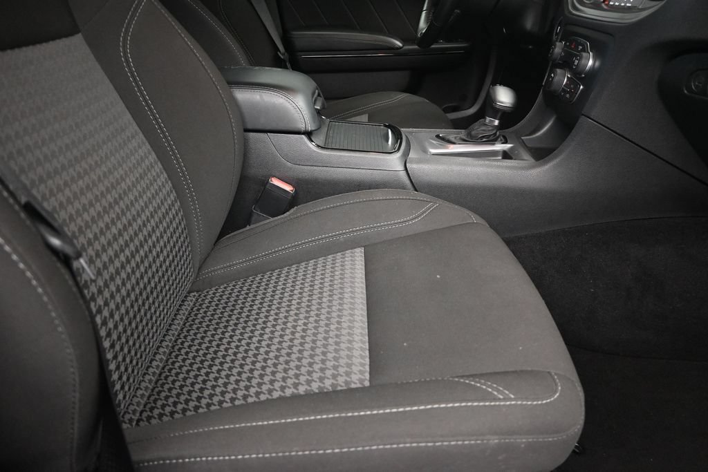 Used 2023 Dodge Charger SXT w/ Blacktop Package RWD image 25