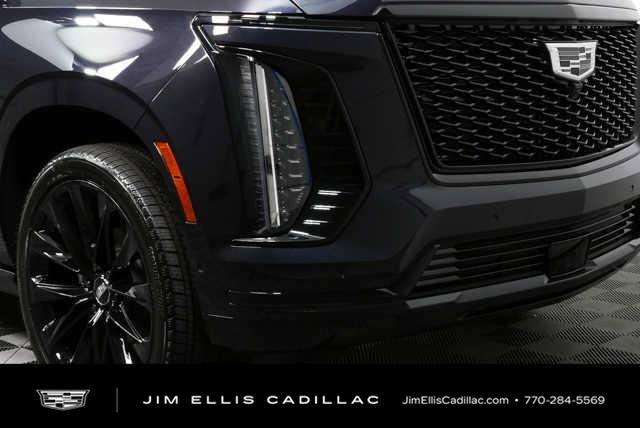 Certified 2026 Cadillac Escalade ESV Platinum Sport AWD/4WD image 36
