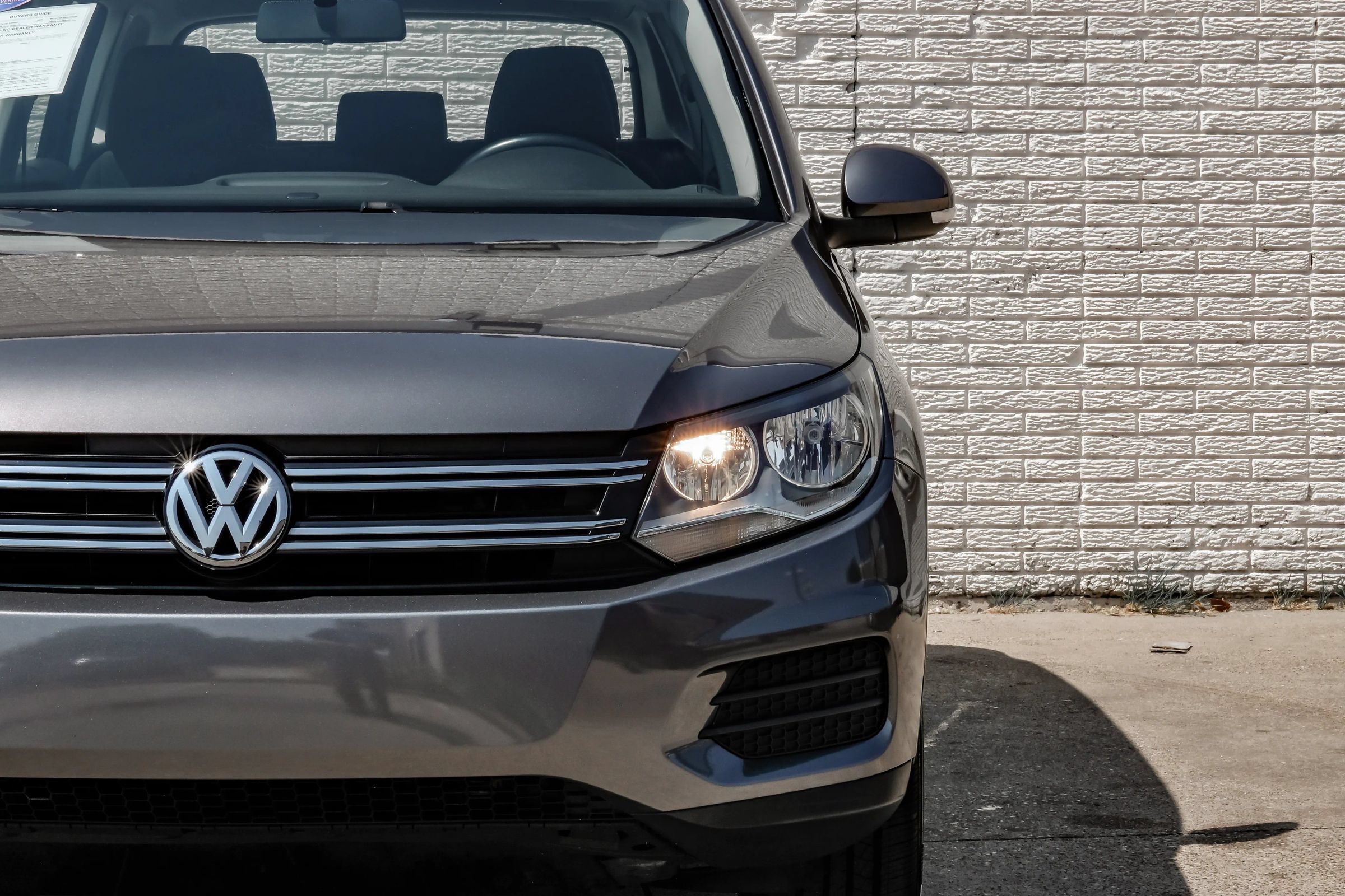 Used 2018 Volkswagen Tiguan Limited w/ Premium Package FWD image 47