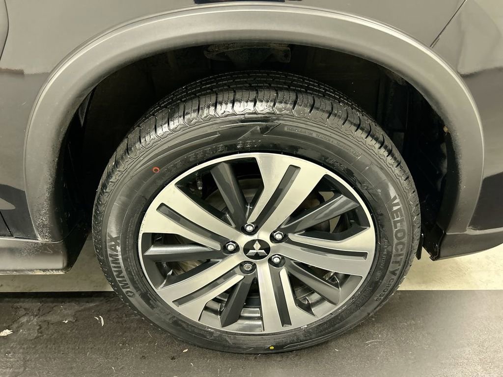 Used 2021 Mitsubishi Outlander Sport Black Edition image 8