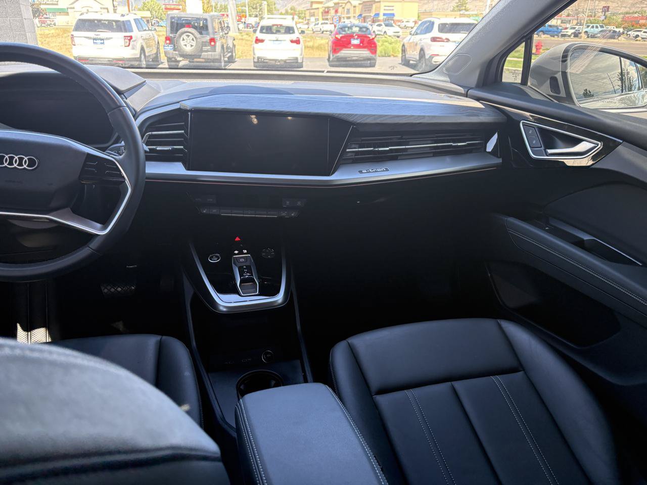 Used 2024 Audi Q4 e-tron Premium Plus w/ Premium Plus AWD/4WD image 8