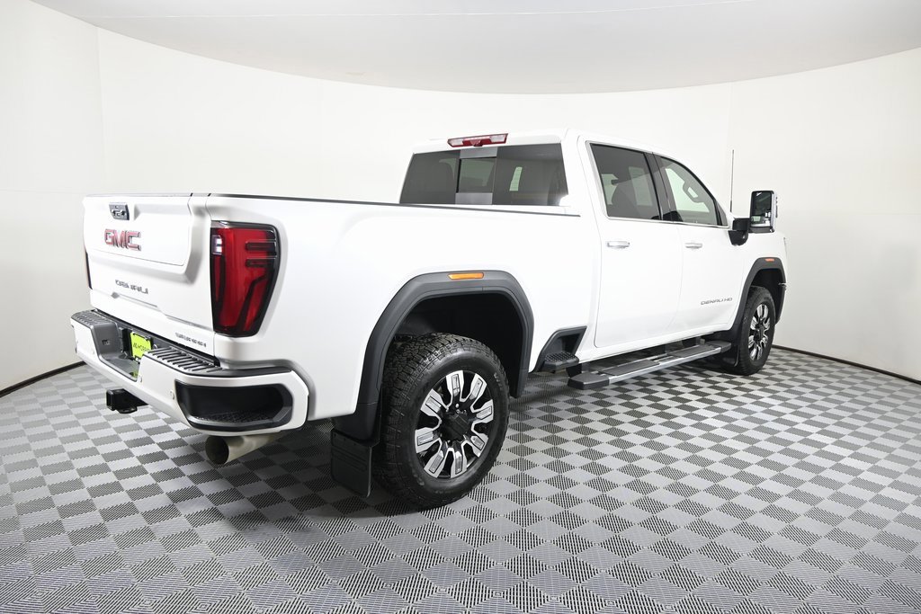 Used 2025 GMC Sierra 3500 Denali w/ Denali Reserve Package image 7
