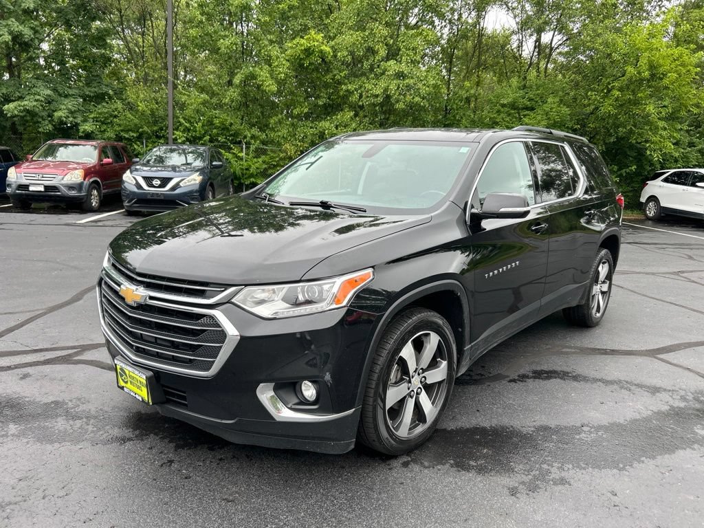 Used 2019 Chevrolet Traverse LT AWD/4WD image 3