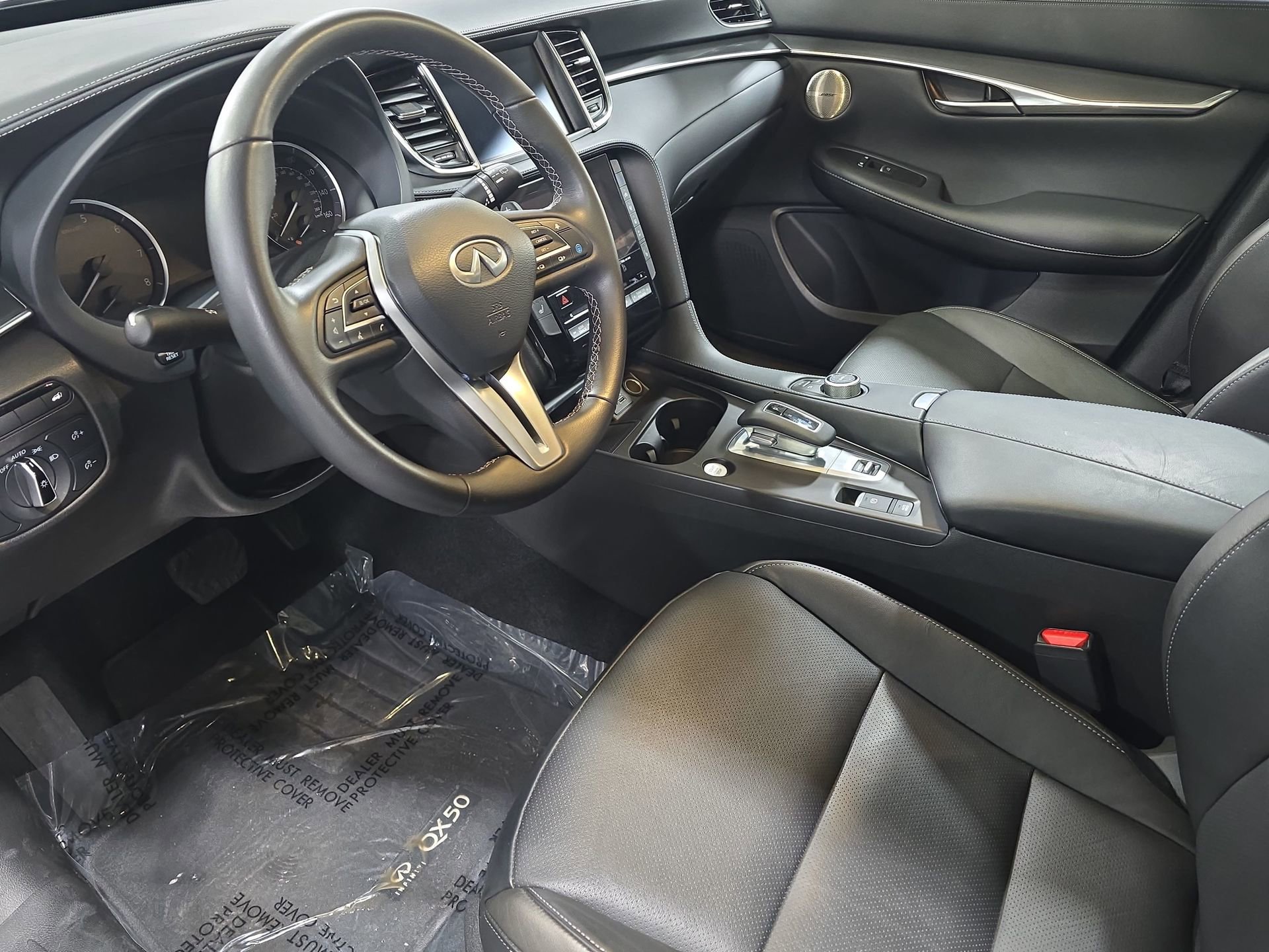Used 2025 INFINITI QX50 Luxe image 16