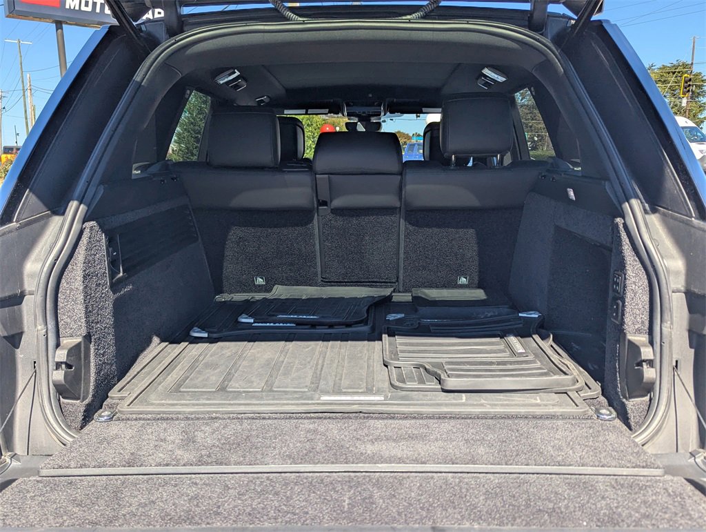 Used 2020 Land Rover Range Rover HSE image 28