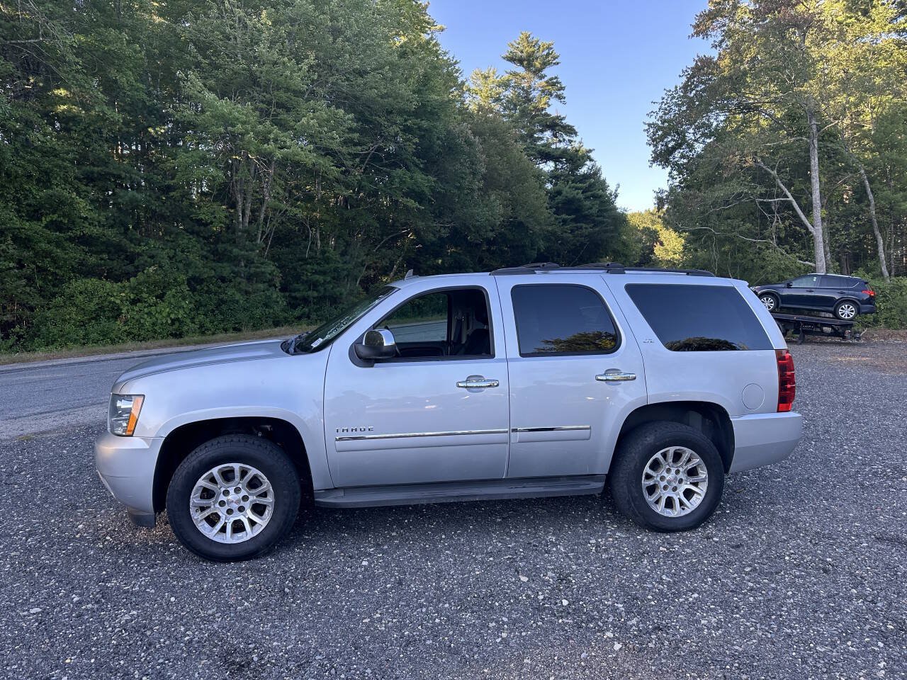 Used 2012 Chevrolet Tahoe LTZ AWD/4WD image 2