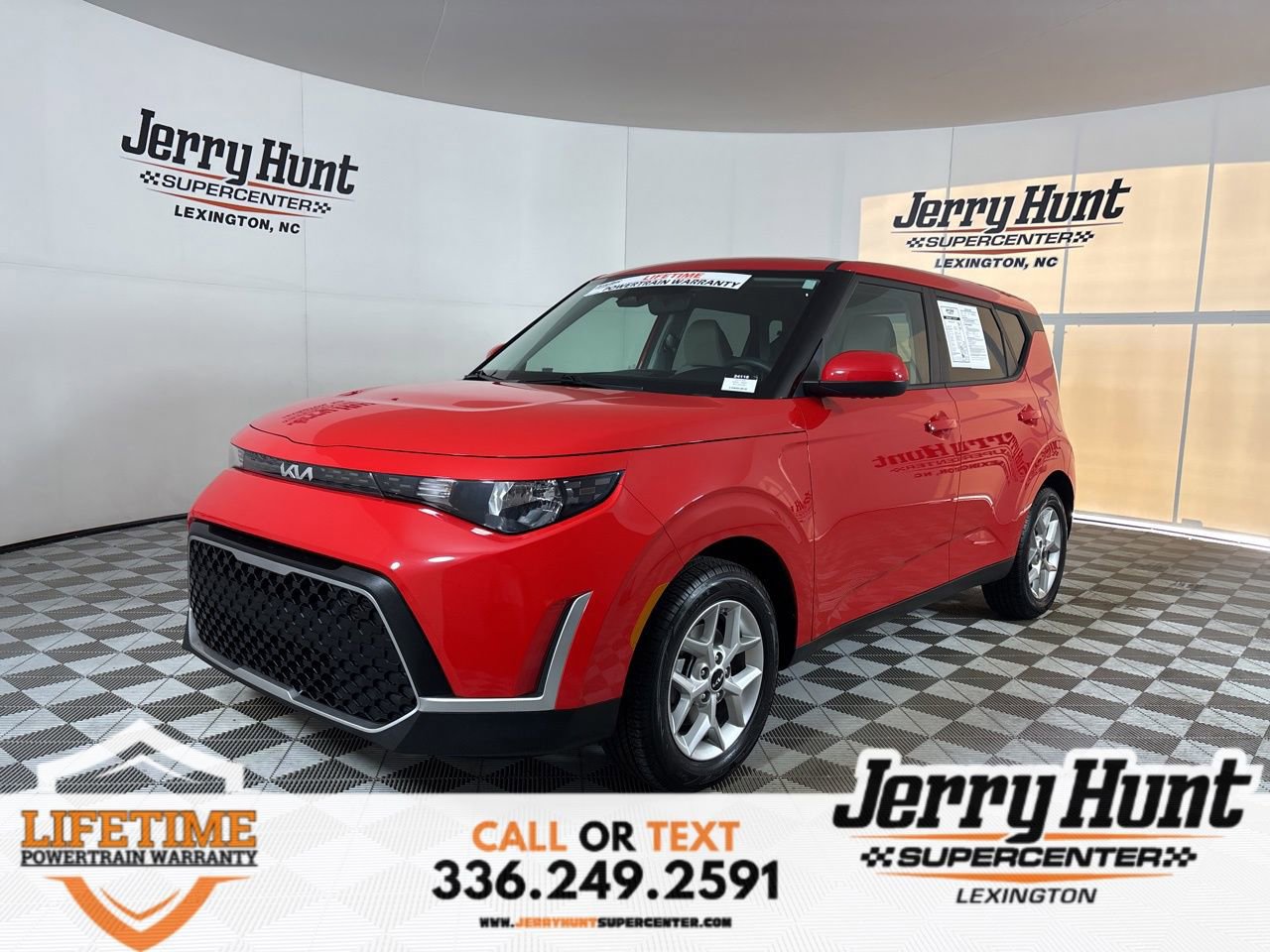 Used 2024 Kia Soul LX w/ Option Group 015