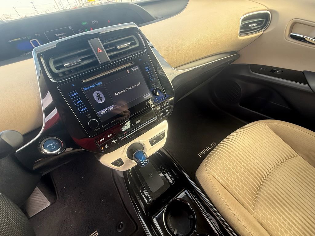 Used 2017 Toyota Prius Three image 15