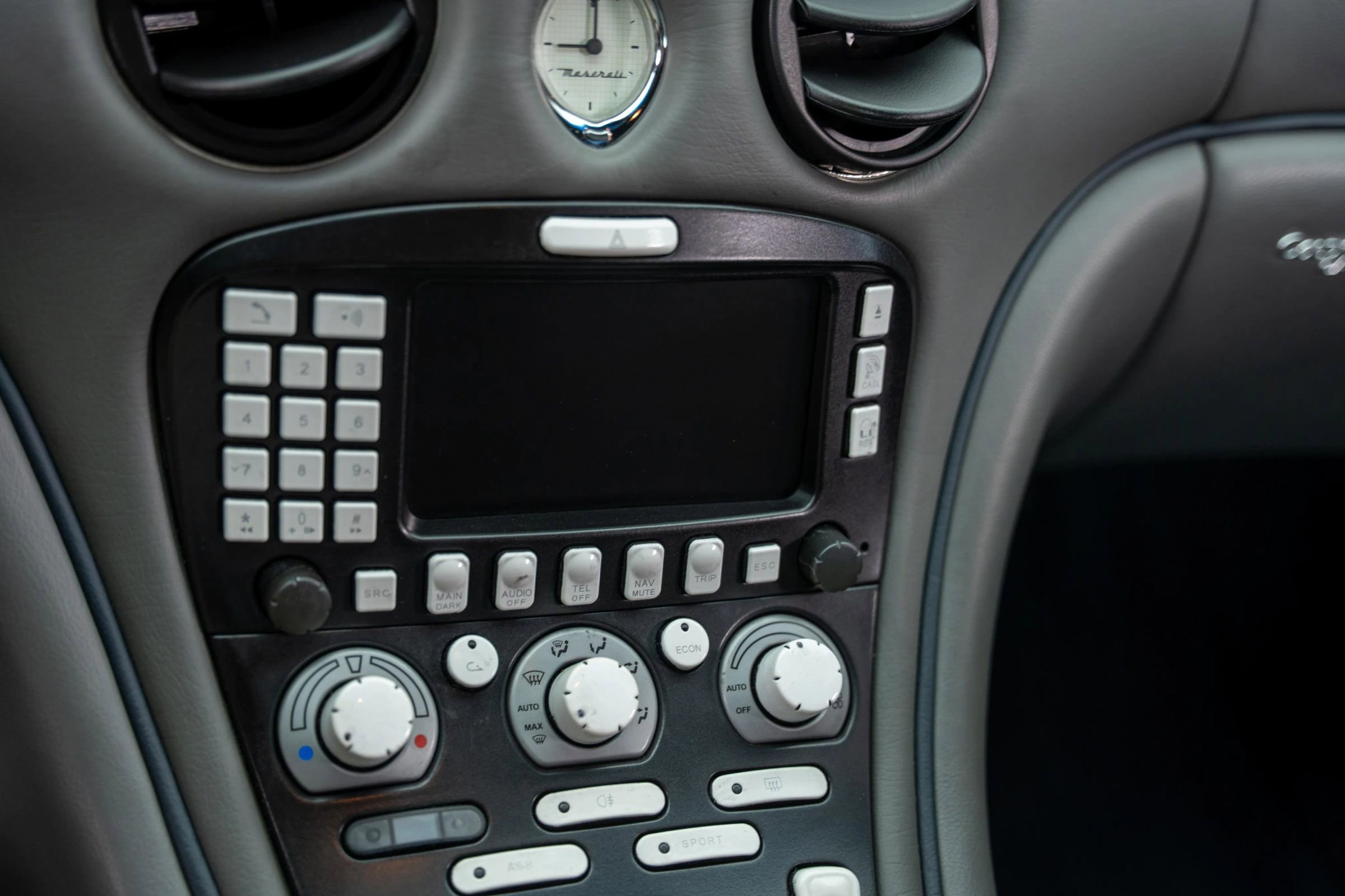 Used 2002 Maserati Coupe GT image 28