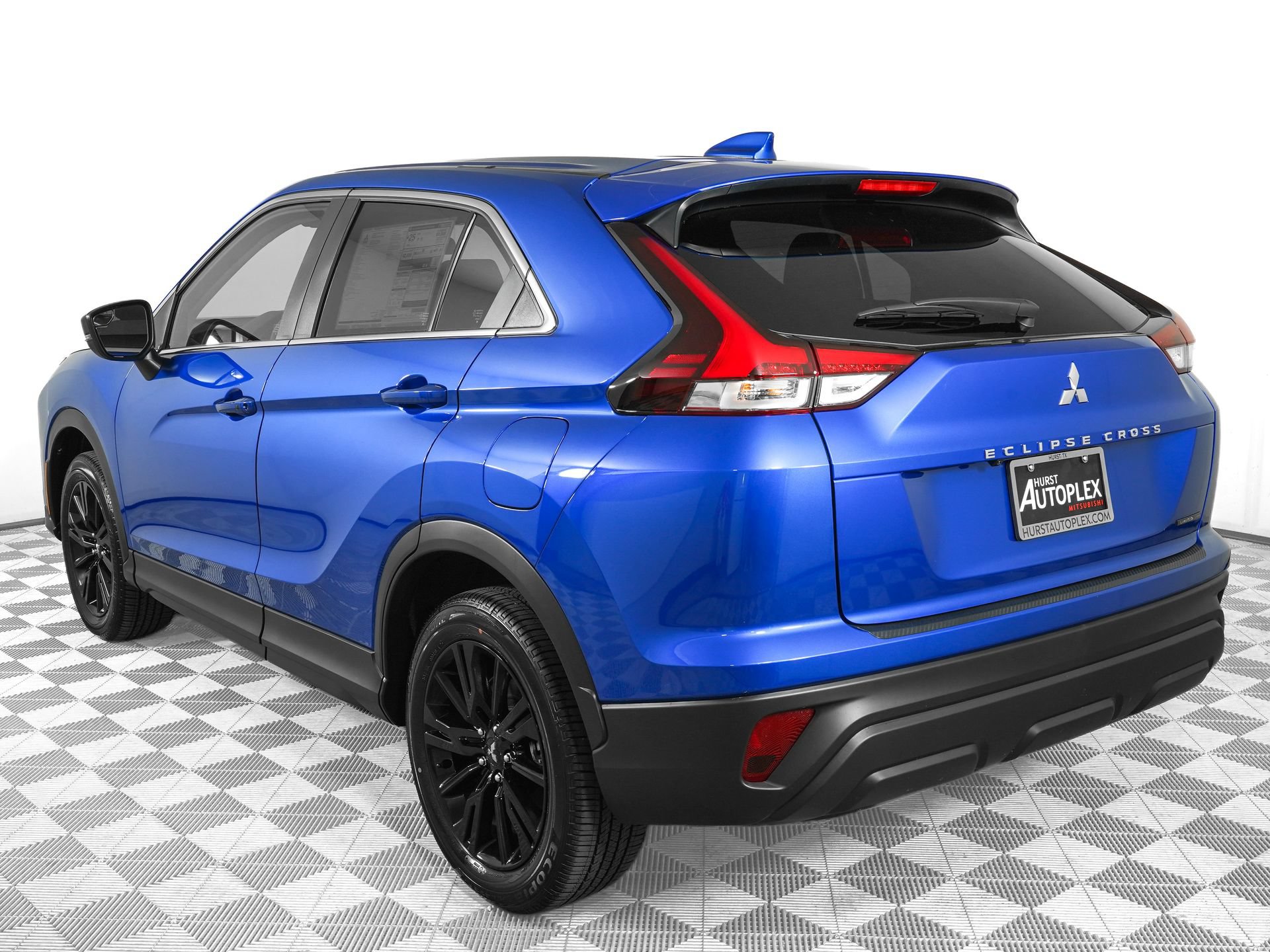 New 2026 Mitsubishi Eclipse Cross LE AWD/4WD image 8