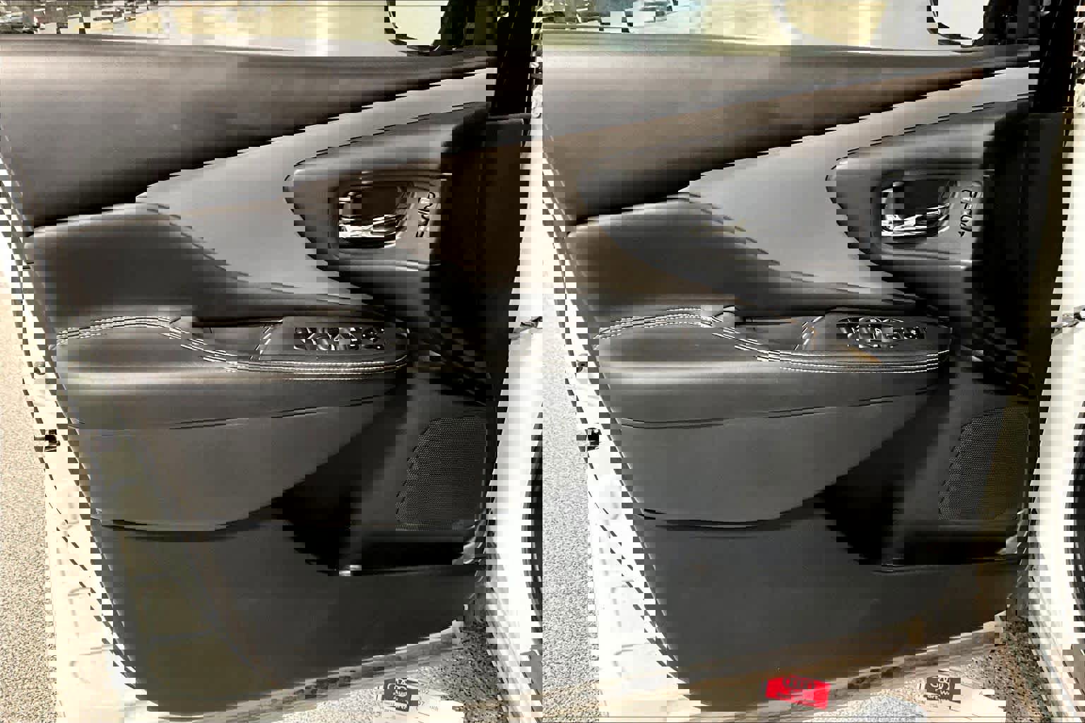 Used 2021 Nissan Murano SL w/ SL Moonroof Package image 17