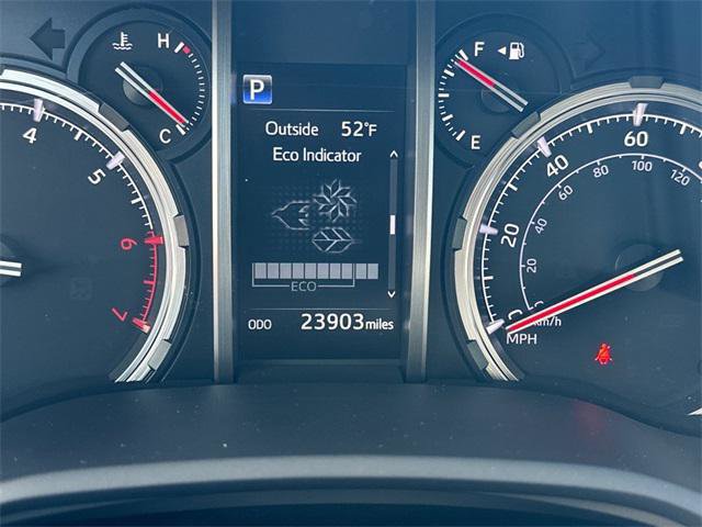 Certified 2024 Toyota 4Runner TRD Off-Road Premium image 18