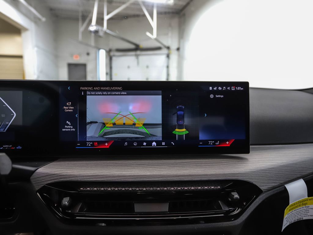 New 2026 BMW 330i xDrive Sedan w/ Convenience Package image 18