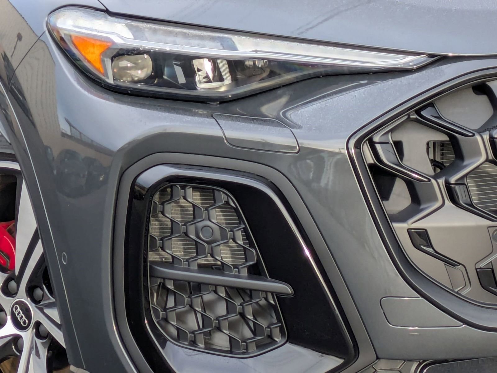 New 2025 Audi SQ5 Premium Plus image 16