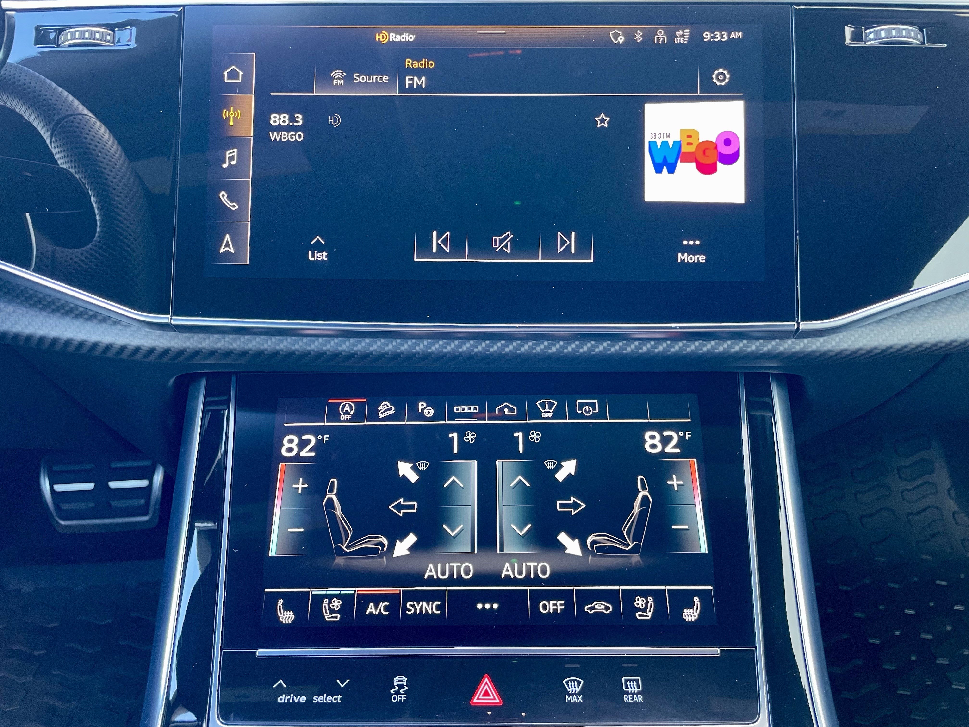 Used 2024 Audi RS Q8 4.0T image 29