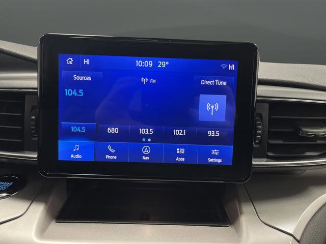 Used 2023 Ford Explorer XLT AWD/4WD image 19