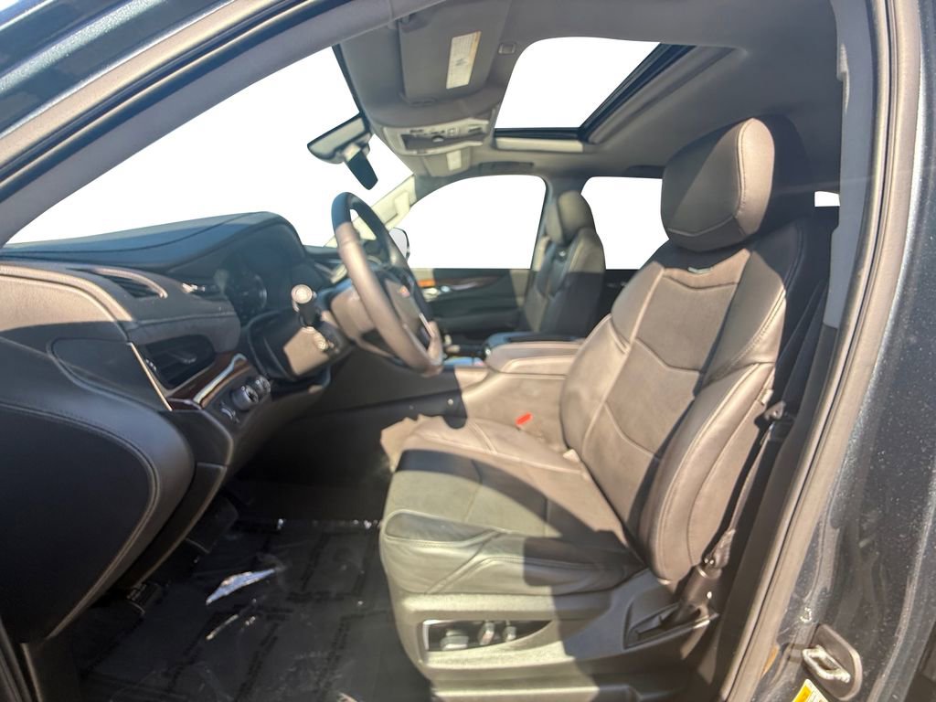 Used 2020 Cadillac Escalade Luxury AWD/4WD image 9