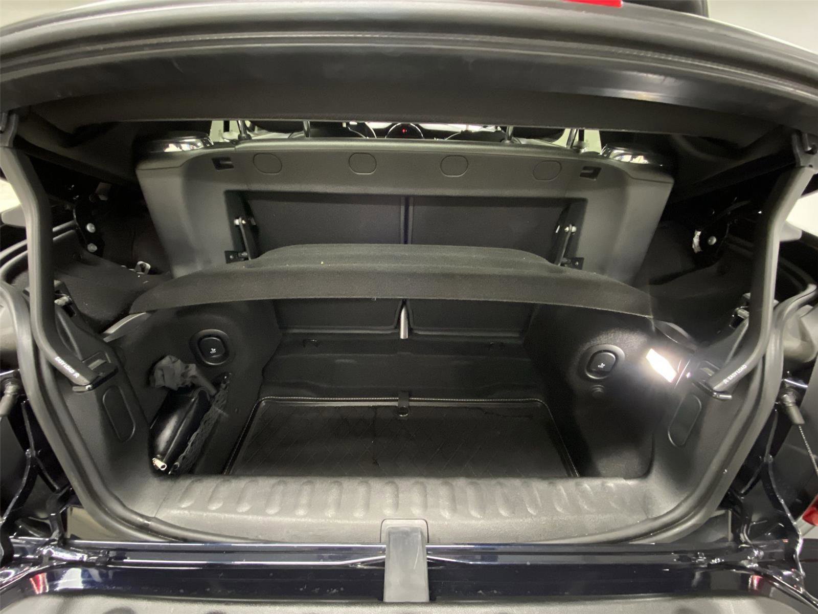 Used 2021 MINI Cooper S image 24