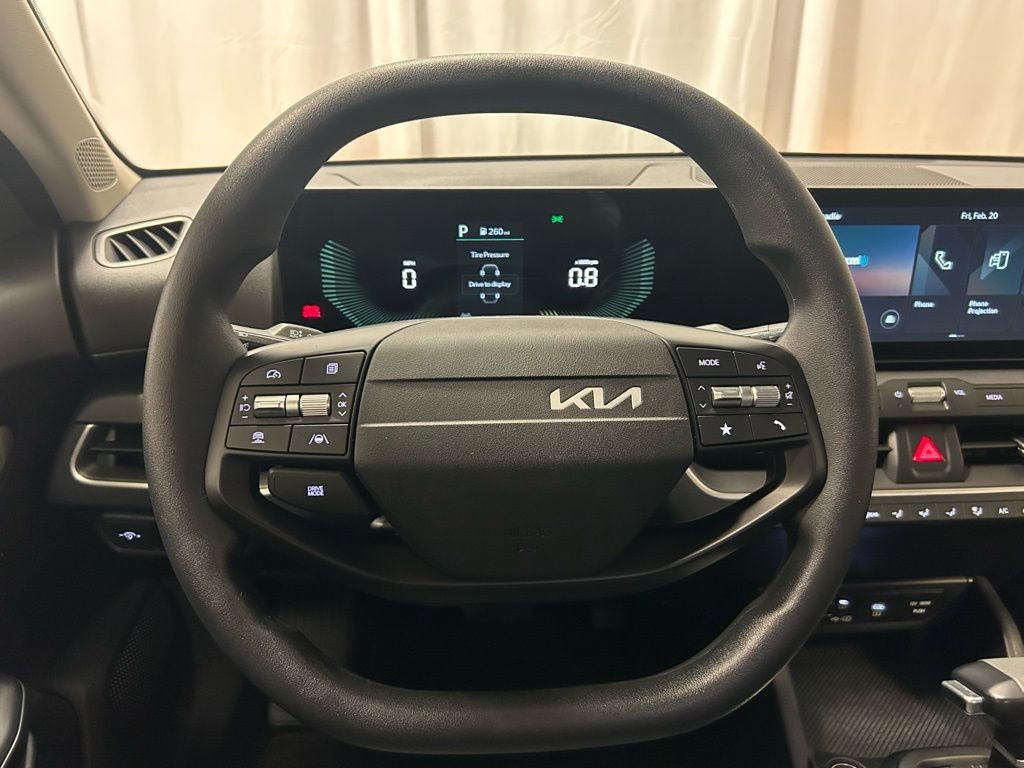 Used 2025 Kia K4 LXS image 9
