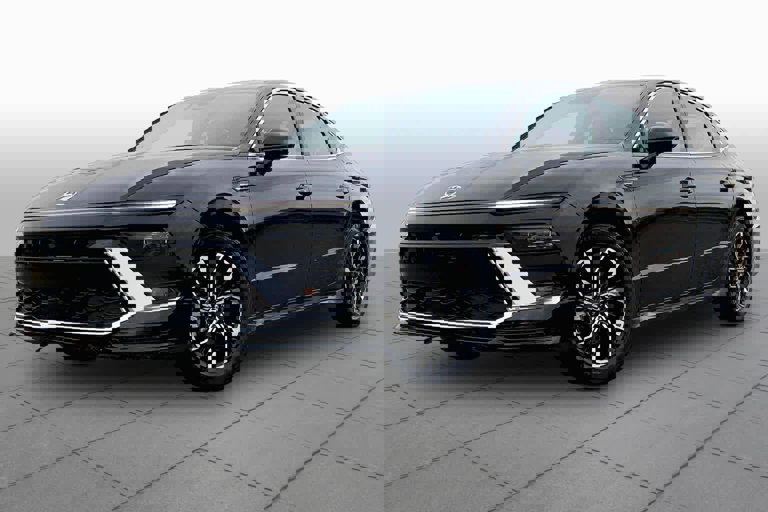 Used 2025 Hyundai Sonata SEL FWD image 1